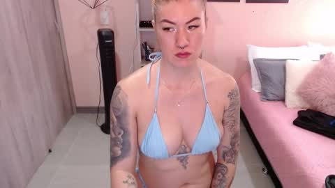Snapshot of natasha_woo chatting on 4, 2, 2025 Nat online show from 4, 2, 2025