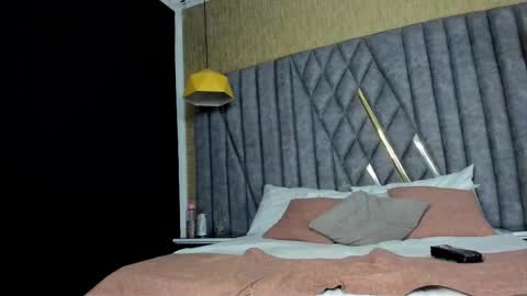 natashabrinkley online show from 23, 10, 2025