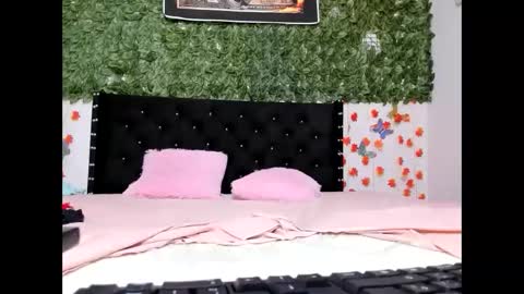 Snapshot of natashahot_21 chatting on 9, 1, 2025 natashahot_21 online show from 9, 1, 2025