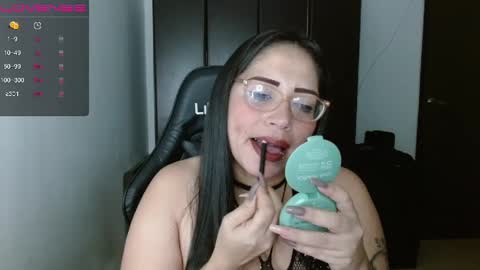 Snapshot of natashasmithe chatting on 5, 2, 2025 Natasha Smithe online show from 5, 2, 2025