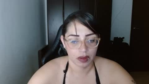 Snapshot of natashasmithe chatting on 12, 2, 2025 Natasha Smithe online show from 12, 2, 2025