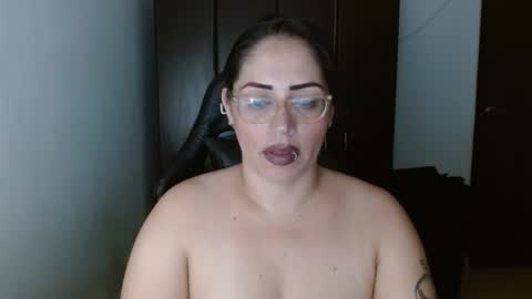 Snapshot of natashasmithe chatting on 3, 3, 2025 Natasha Smithe online show from 3, 3, 2025