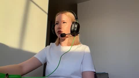 Alisa online show from 6, 2, 2026