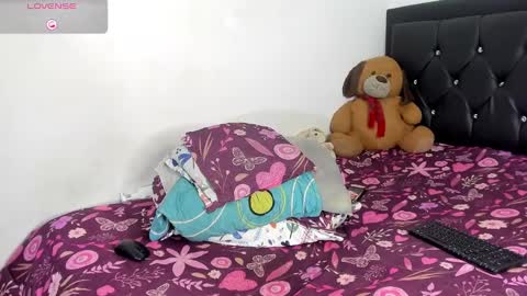 Snapshot of natassha_brown chatting on 10, 1, 2025 Natassha  online show from 10, 1, 2025