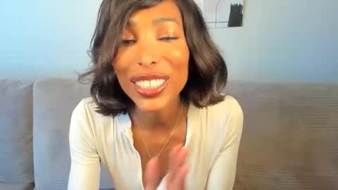 Natassia Dreams online show from 8, 5, 2026