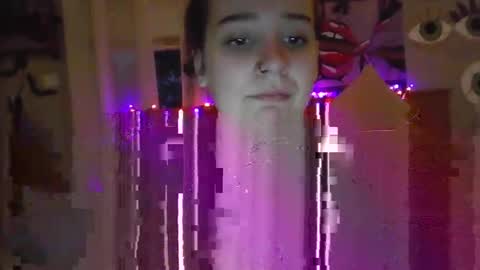 natbaby2002 online show from 13, 10, 2025