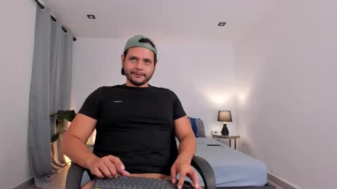 Nate Ocean online show from 23, 12, 2025