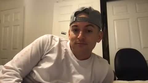 Snapshot of natetheexplorer chatting on 13, 11, 2025 natetheexplorer online show from 13, 11, 2025