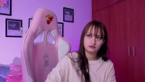 Nathalia Ramirez online show from 13, 5, 2026