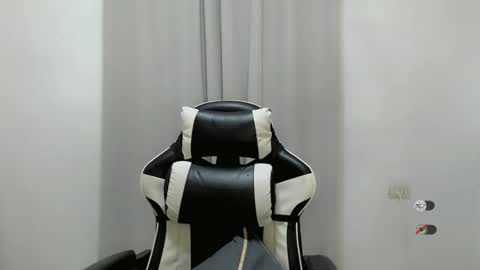 Snapshot of nathalia_starxxx chatting on 1, 10, 2025 nathalia_starxxx online show from 1, 10, 2025