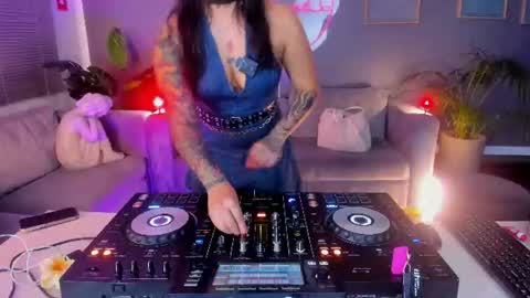 Snapshot of nathalia_stone_ chatting on 27, 6, 2026 nathalia stone online show from 27, 6, 2026