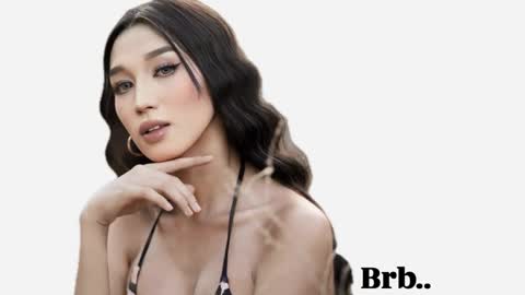 Snapshot of nathalie_hadid chatting on 21, 12, 2024 please follow me guyss online show from 21, 12, 2024