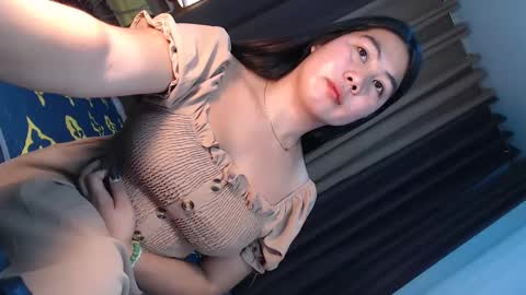 Queen Marga online show from 20, 12, 2024