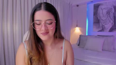 NATHALIE online show from 7, 5, 2026