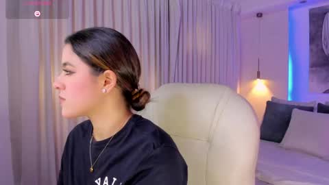 NATHALIE online show from 7, 6, 2026