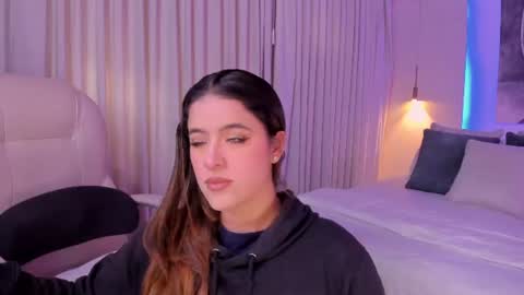 NATHALIE online show from 10, 6, 2026