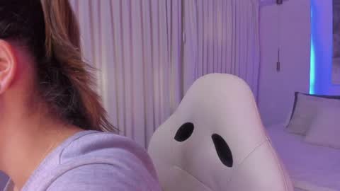 NATHALIE online show from 25, 6, 2026