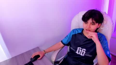 Snapshot of nathalyy_ds chatting on 8, 2, 2026 nathalyy_ds online show from 8, 2, 2026