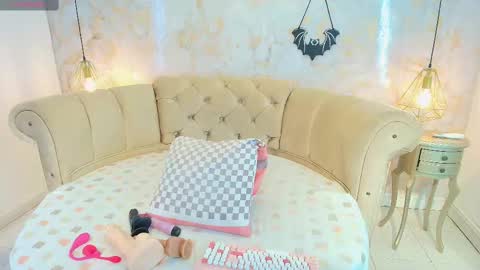 Natha online show from 5, 10, 2025