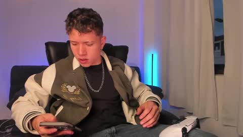 Nathan online show from 28, 9, 2025