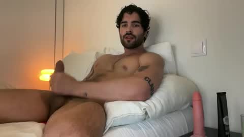 Nathaniel online show from 22, 4, 2026