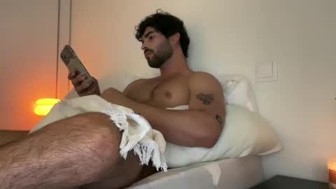 Nathaniel online show from 30, 4, 2026