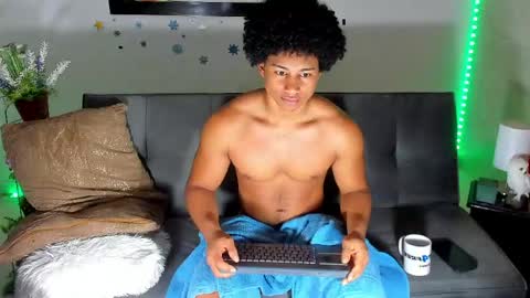 Snapshot of nathan_sexy247 chatting on 12, 4, 2026 Nathan online show from 12, 4, 2026