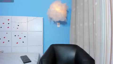 nathanbell1 online show from 5, 10, 2025