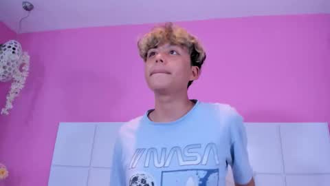 nathanbell1 online show from 26, 10, 2025