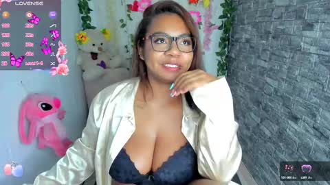 Snapshot of nathasha_jhonsom_ chatting on 9, 3, 2025 Naty online show from 9, 3, 2025
