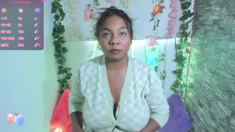 Snapshot of nathasha_jhonsom_ chatting on 30, 9, 2025 Naty online show from 30, 9, 2025