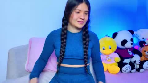 Naty  online show from 25, 11, 2025