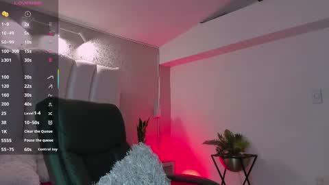 Snapshot of natt_collins chatting on 26, 6, 2026 Natalia online show from 26, 6, 2026