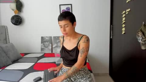 Snapshot of natt_op chatting on 10, 11, 2025 natt_op online show from 10, 11, 2025