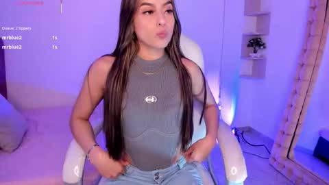 Snapshot of nattaly_adams_ chatting on 8, 1, 2026 Naty online show from 8, 1, 2026