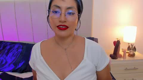 Nathalie online show from 8, 6, 2026