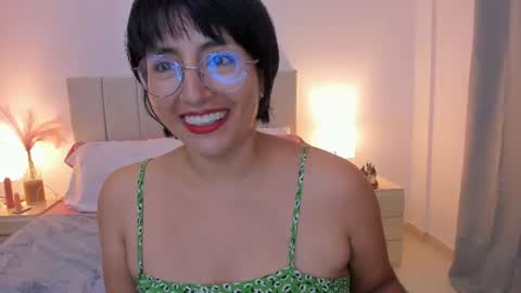 Nathalie online show from 17, 6, 2026