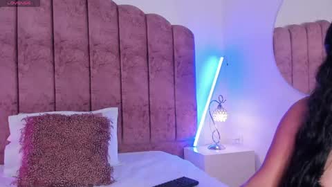 Snapshot of natty_lovee chatting on 25, 4, 2026 Naty online show from 25, 4, 2026
