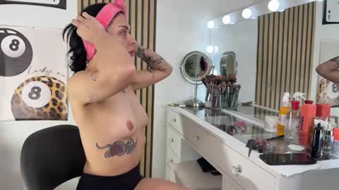 NATTY FIERROS online show from 31, 10, 2025