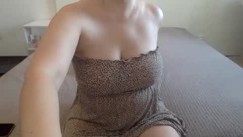 Snapshot of natural_beauty201 chatting on 6, 3, 2026 Penelopa369 online show from 6, 3, 2026