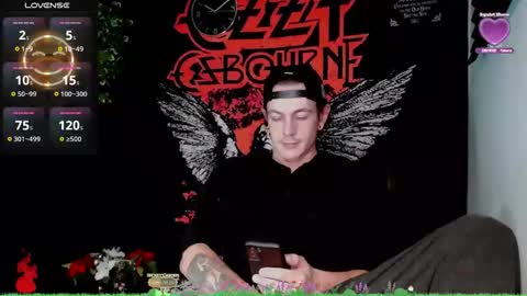 Snapshot of naturesbest951 chatting on 12, 11, 2025 NATURESBEST online show from 12, 11, 2025