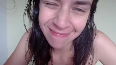 Snapshot of natutalcorps chatting on 18, 9, 2025 natutalcorps online show from 18, 9, 2025