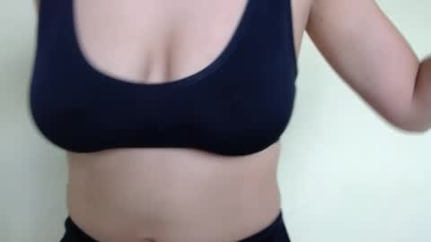 Snapshot of natutalcorps chatting on 26, 9, 2025 natutalcorps online show from 26, 9, 2025