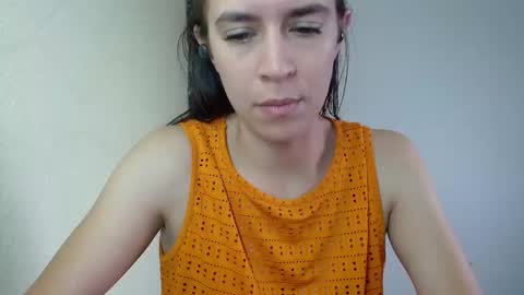 Snapshot of natutalcorps chatting on 15, 10, 2025 natutalcorps online show from 15, 10, 2025