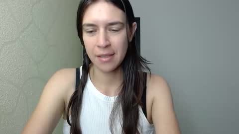 Snapshot of natutalcorps chatting on 28, 10, 2025 natutalcorps online show from 28, 10, 2025