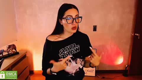 Snapshot of natval_ chatting on 12, 12, 2024 Natalia Valeria online show from 12, 12, 2024