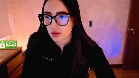 Snapshot of natval_ chatting on 15, 2, 2025 Natalia Valeria online show from 15, 2, 2025