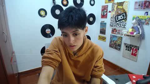 Fernanda online show from 4, 3, 2025