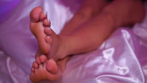 Naty online show from 8, 3, 2025