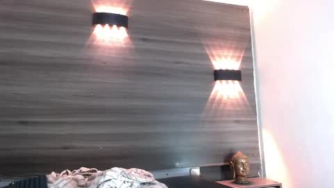natzuki_ online show from 2, 5, 2026